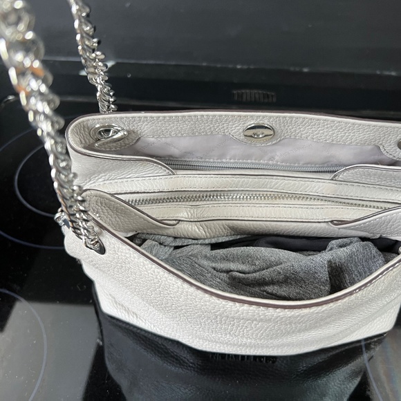 Handbag - Picture 1 of 8